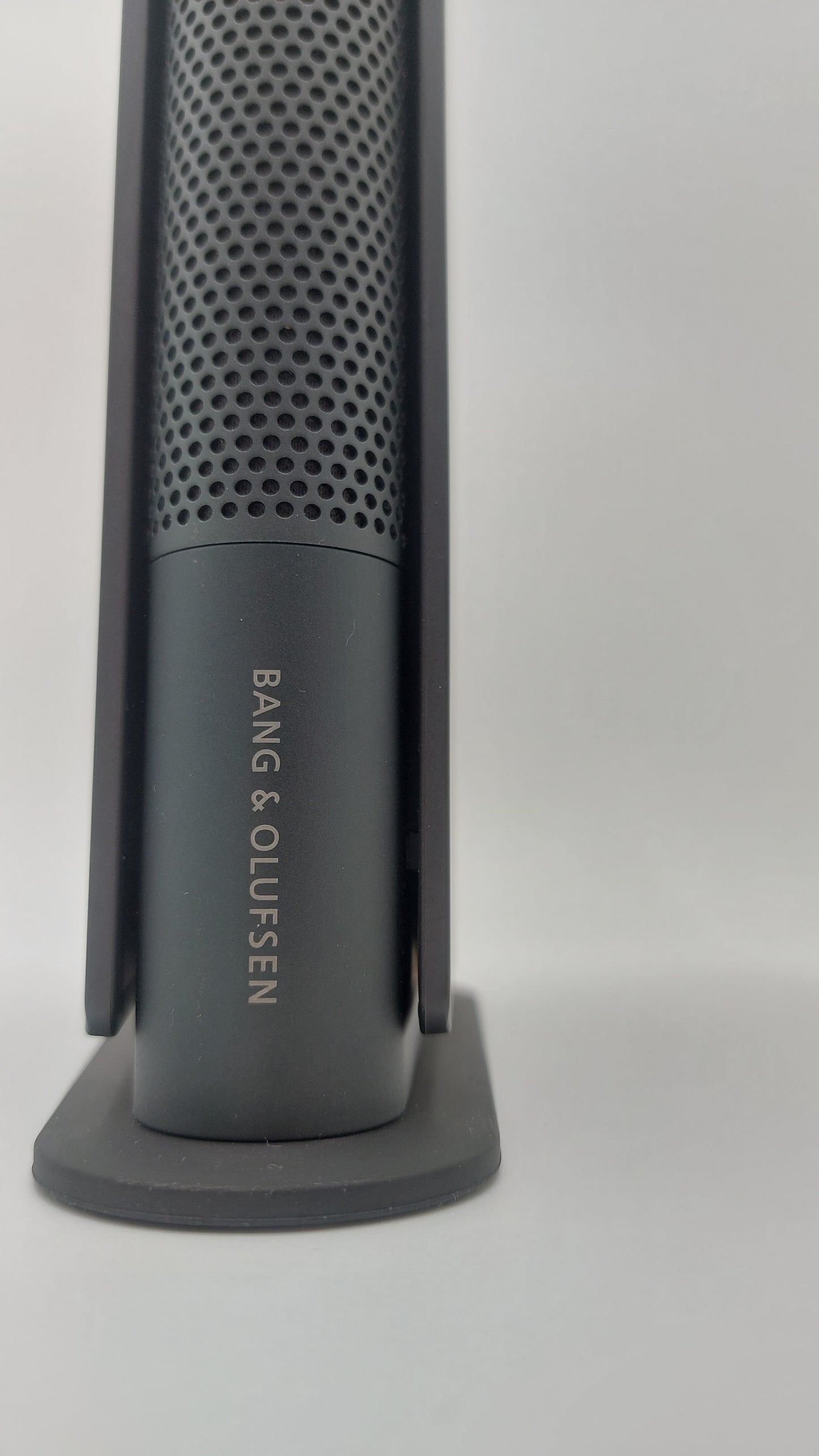 Bang & Olufsen Emerge (142102)
