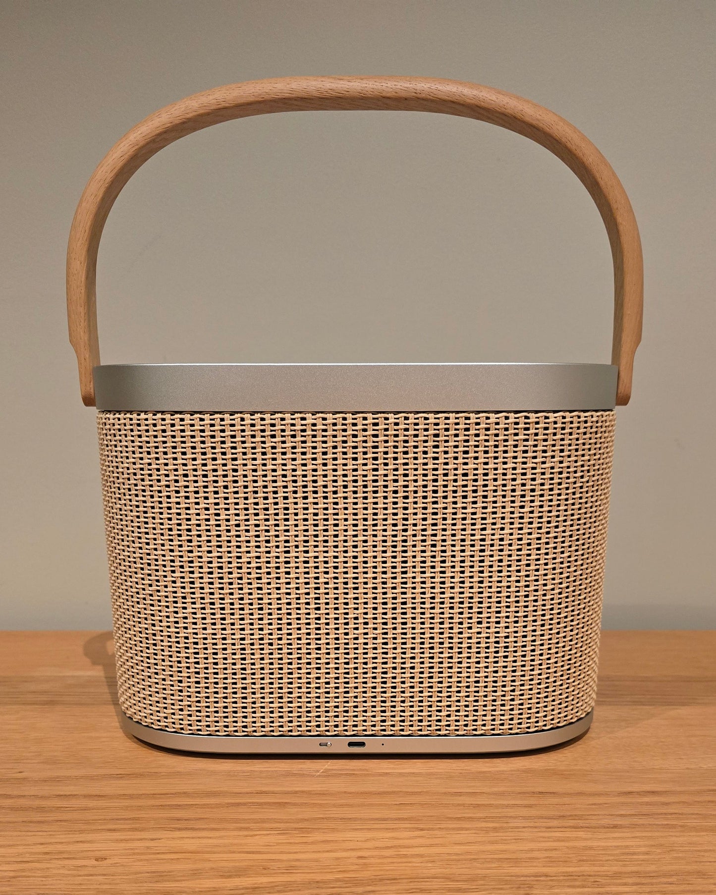 Bang & Olufsen Beosound A5 (2710)