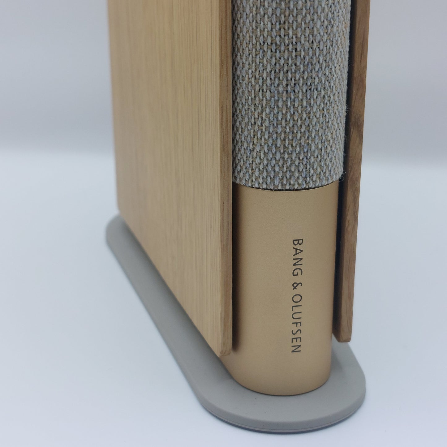 Bang & Olufsen Emerge