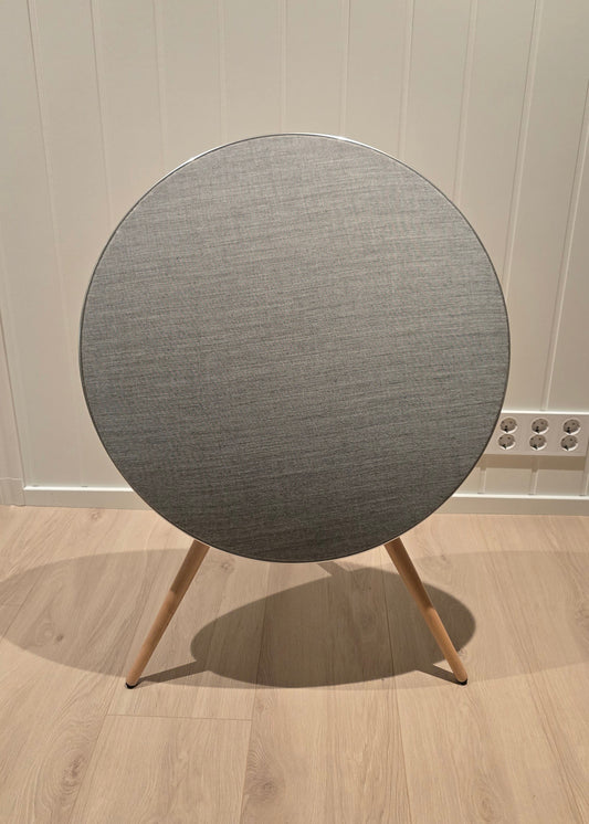 Bang & Olufsen Beoplay A9 MK2 – brukt trådløs designhøyttaler - få bruksmerker