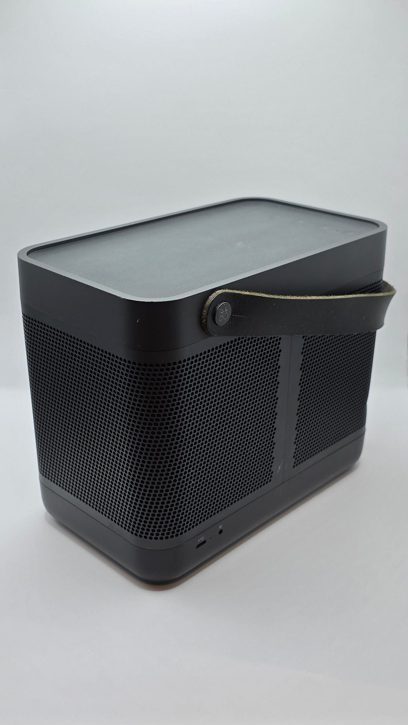 Bang & Olufsen Beolit 20 (4502)