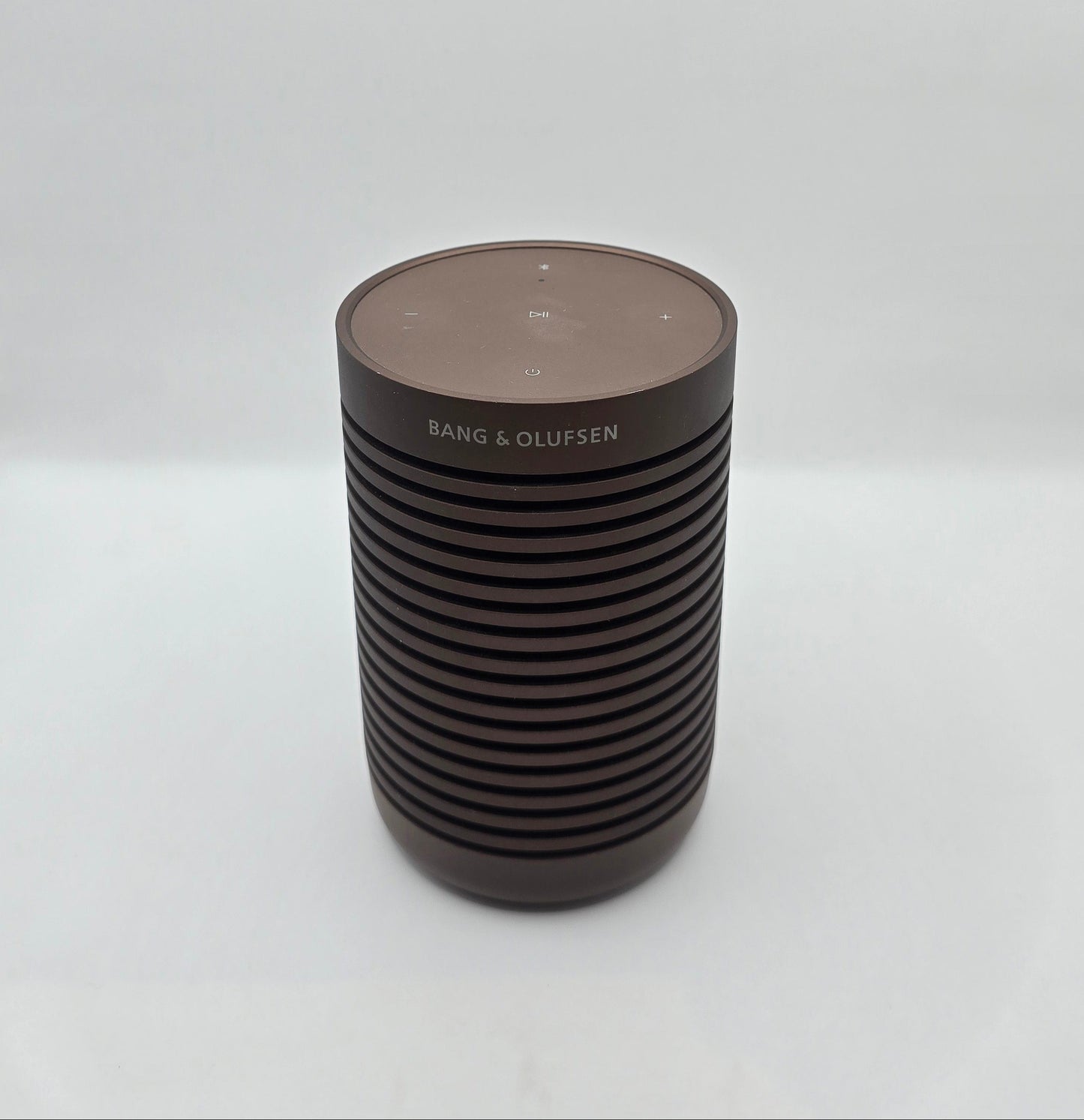 B&O Beosound Explore – brukt trådløs Bluetooth-høyttaler – få bruksmerker