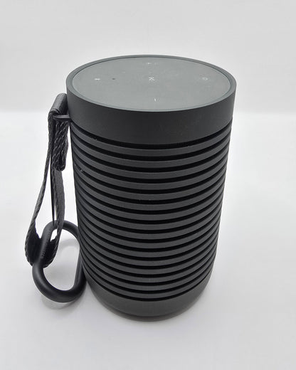 B&O Beosound Explore – brukt trådløs høyttaler – IP67 – noen bruksmerker