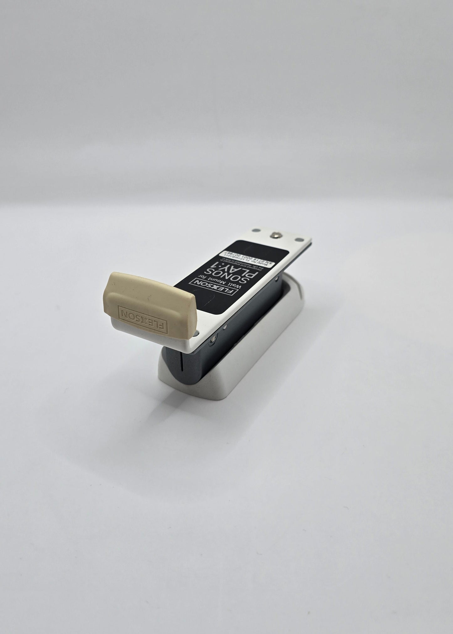 Flexson veggfeste for Sonos Play 1