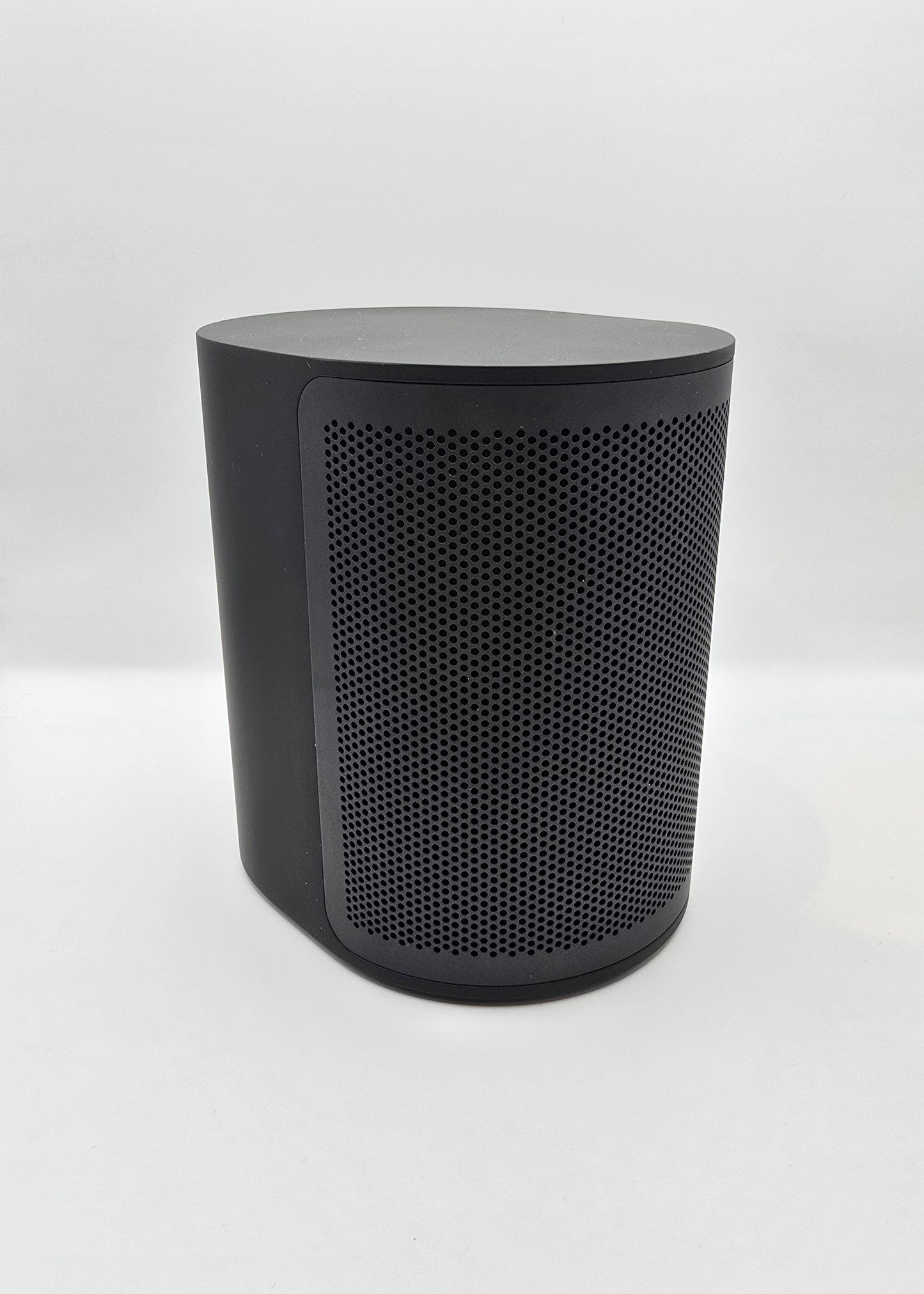 Bang & Olufsen Beoplay M3 (8947)