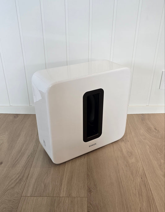 Sonos Sub Gen 2 – brukt subwoofer – hvit sub – få bruksmerker