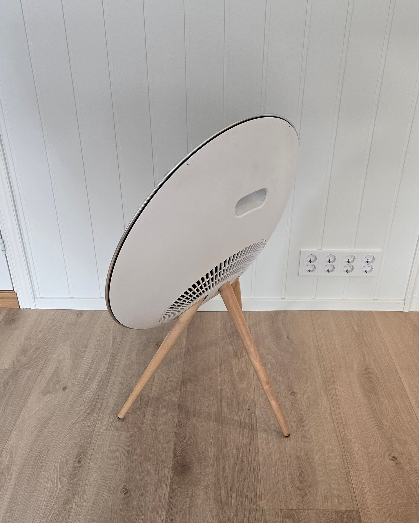 Bang & Olufsen Beoplay A9 MK1 – brukt høyttaler – trådløs designhøyttaler – meget pen