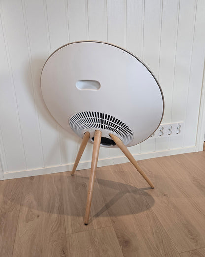 B&O Beoplay A9 MK1 – brukt trådløs høyttaler – ikonisk design – meget pen