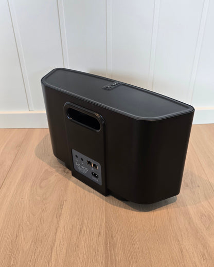 Sonos Play:5 Gen 1 – brukt høyttaler – kraftig lyd – WiFi – få bruksmerker