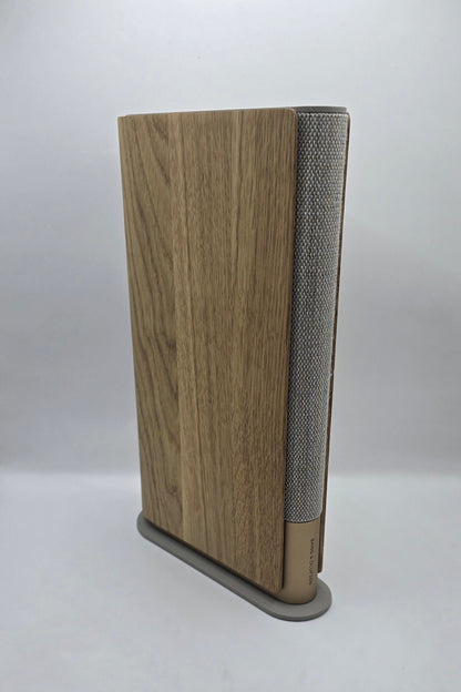 Bang & Olufsen Beosound Emerge – brukt designhøyttaler – uten bruksmerker