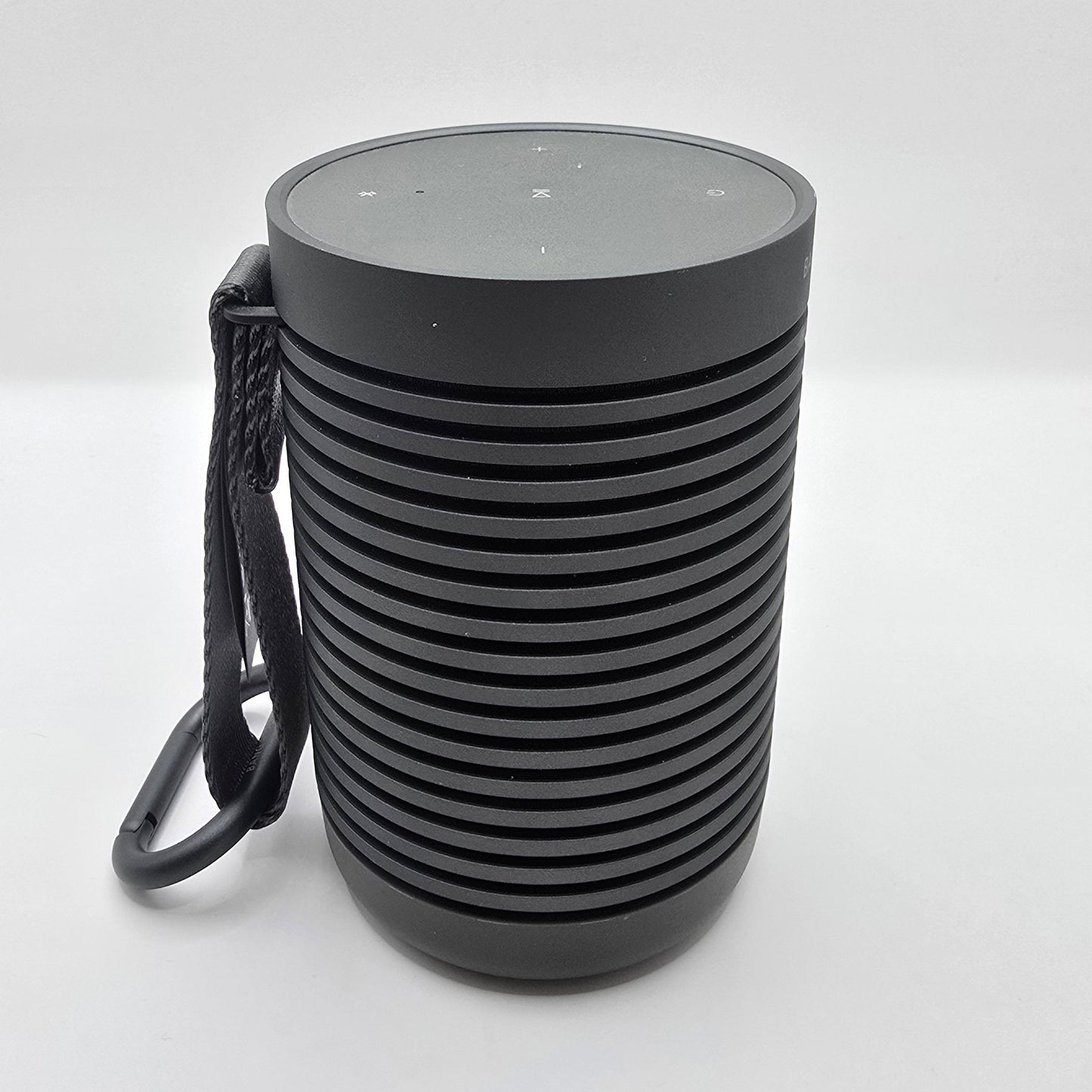 Bang & Olufsen Beosound Explore – brukt Bluetooth-høyttaler – bærbar – få brukmerker