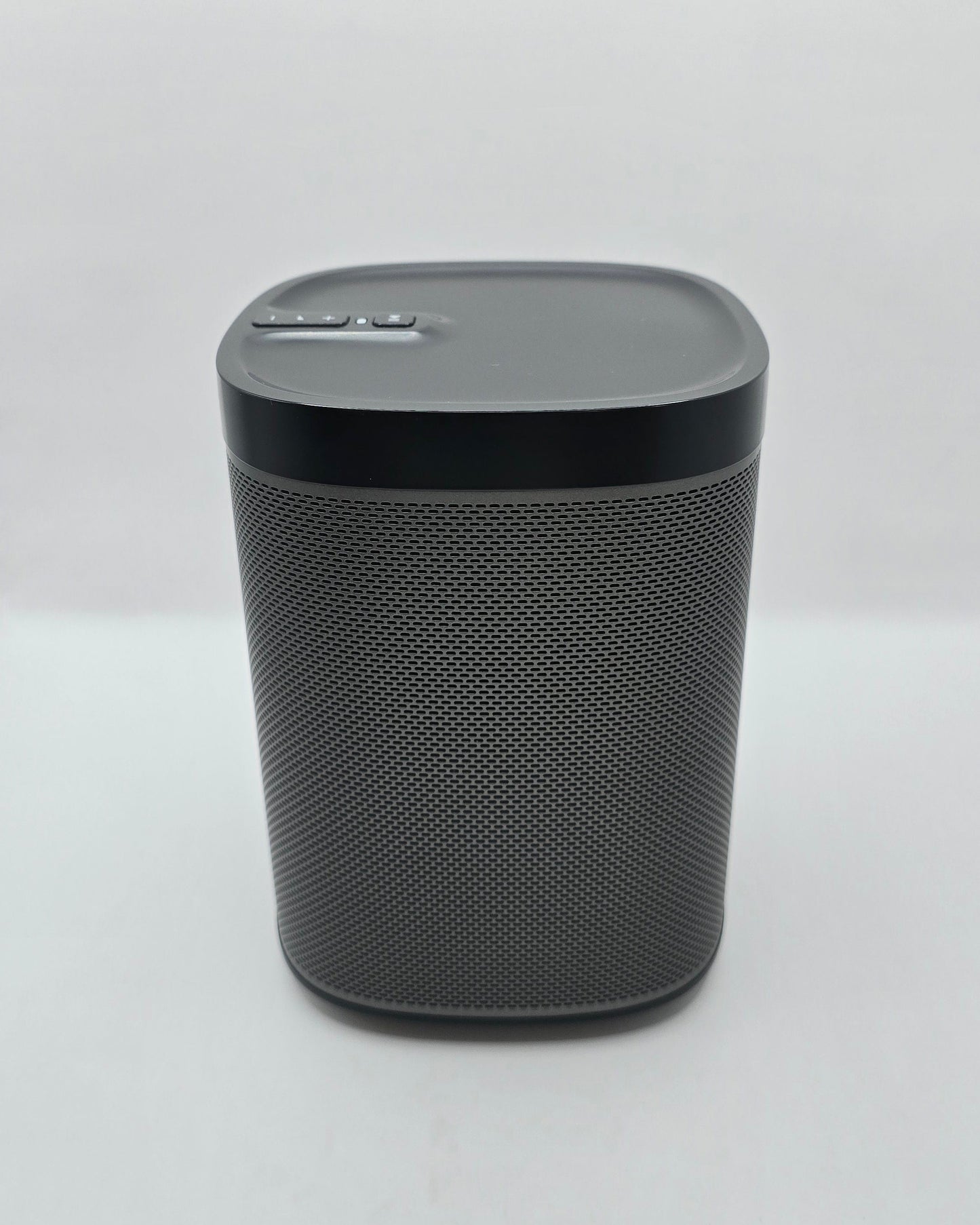 Sonos Play:1 – brukt høyttaler – enkel oppkobling – lite bruksmerker