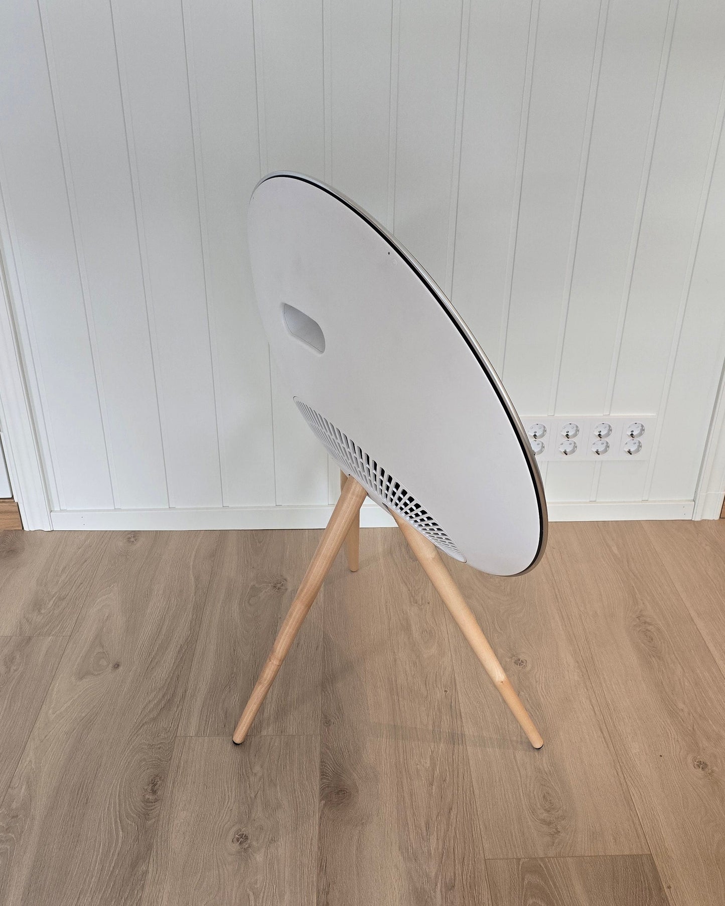 Bang & Olufsen Beoplay A9 MK1 – brukt høyttaler – trådløs designhøyttaler – meget pen
