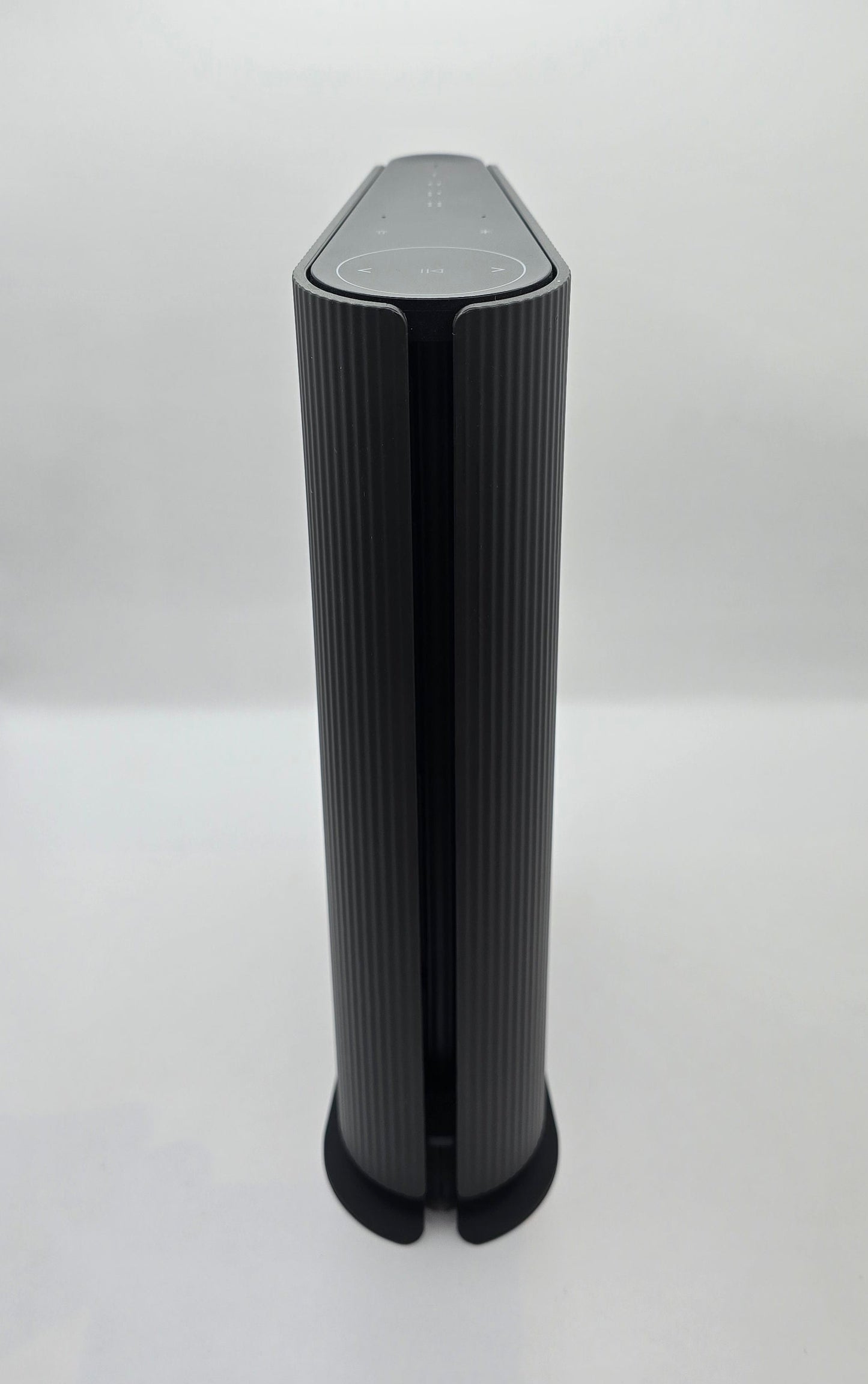 Bang & Olufsen Beosound Emerge – brukt høyttaler – som ny