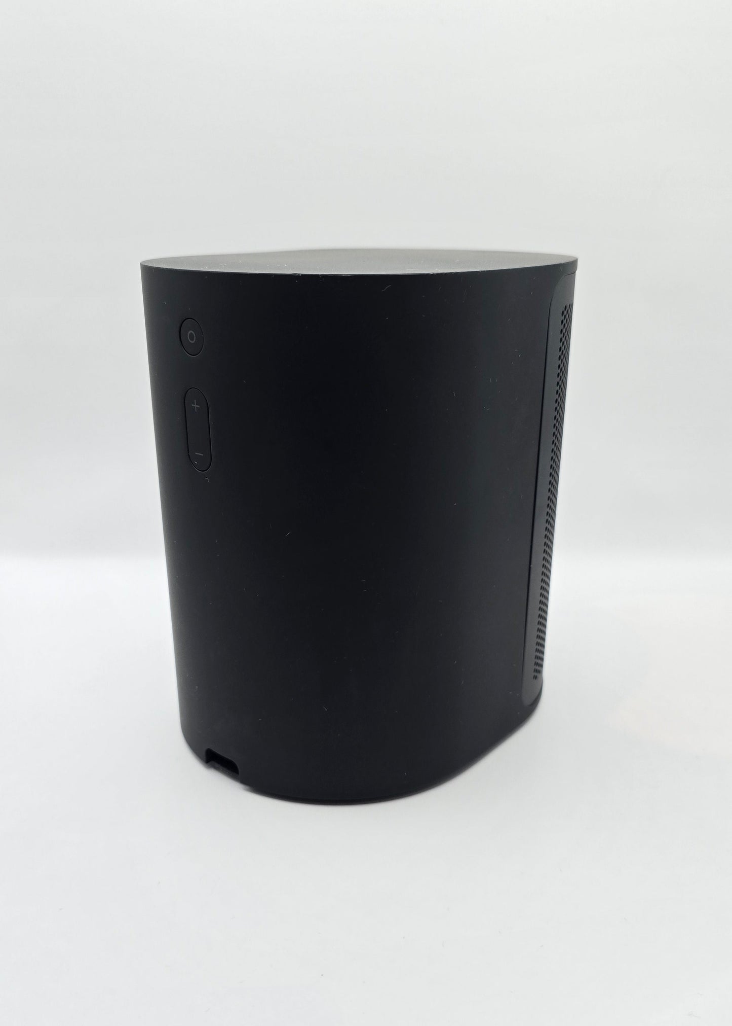 Bang & Olufsen Beoplay M3 (8947)